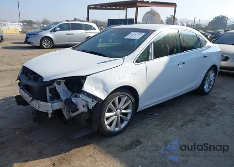 2013 Buick Verano Leather Group из США, поврежденный, VIN 1G4PS5SK8D4203135